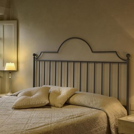 Borgo Casalvento Guest House Cantagrillo Стая снимка